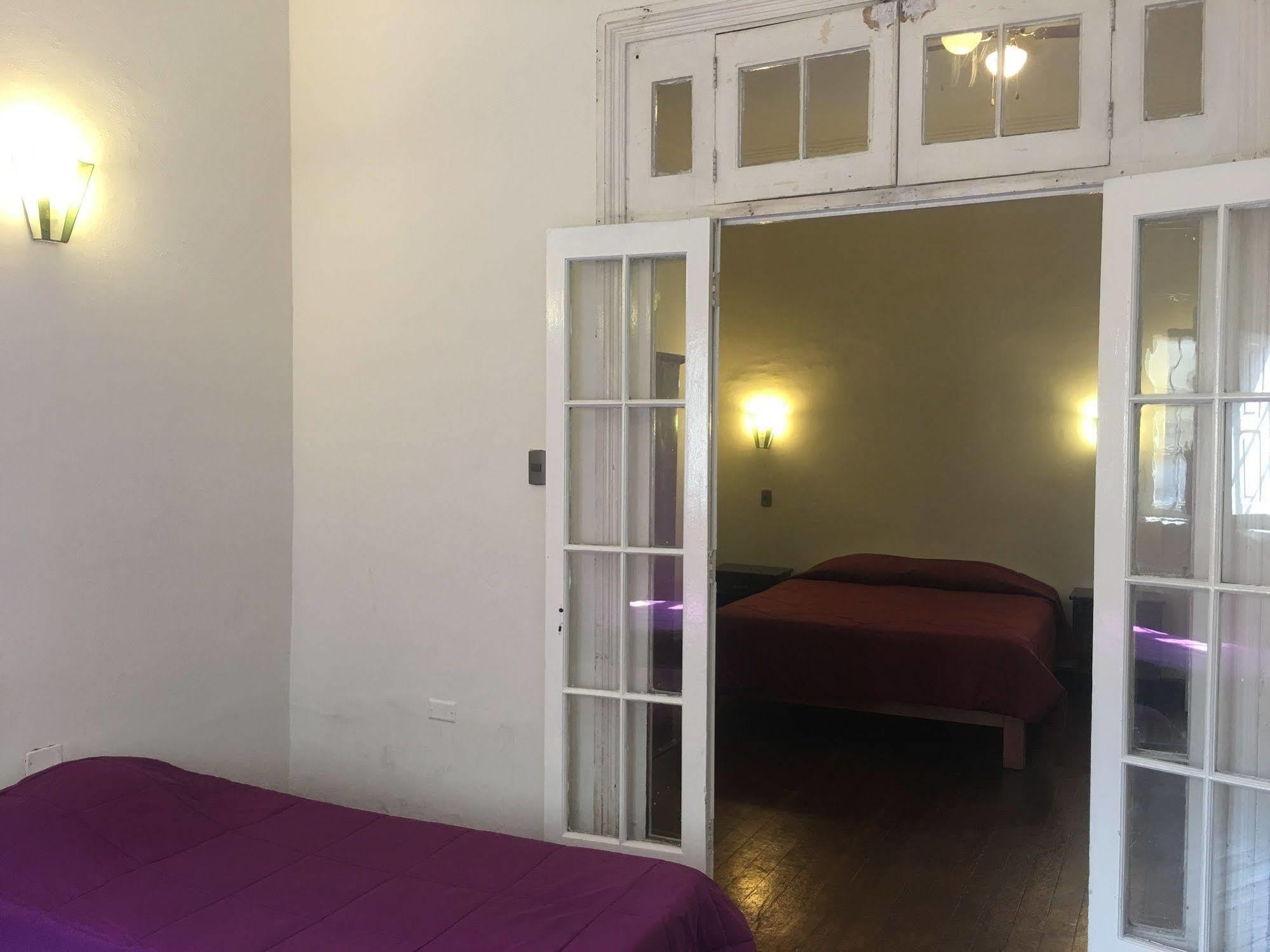 Hospedaje Santa Rosa- Centro Historico Лима Екстериор снимка